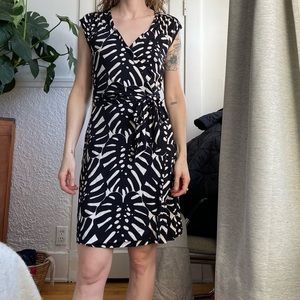 Tory Burch Silk Black and White Tropical Leaves Print Wrap Dress